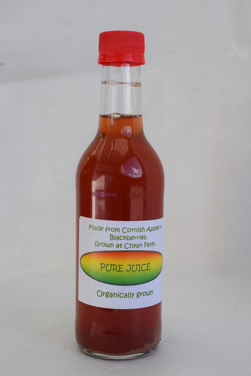 Product picture for Organic Apple & Blackberry Juice